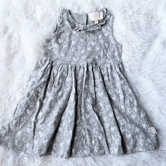 Other - Gray Heart Print Baby Girl Dress – Cute Sleeveless Outfit with Ruffle Collar 3T